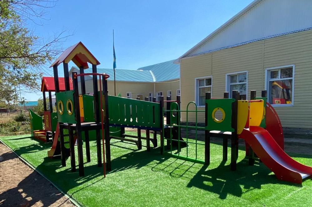 ТОО «Шахтспецстрой» поздравляет Всех с Днем Знаний! 